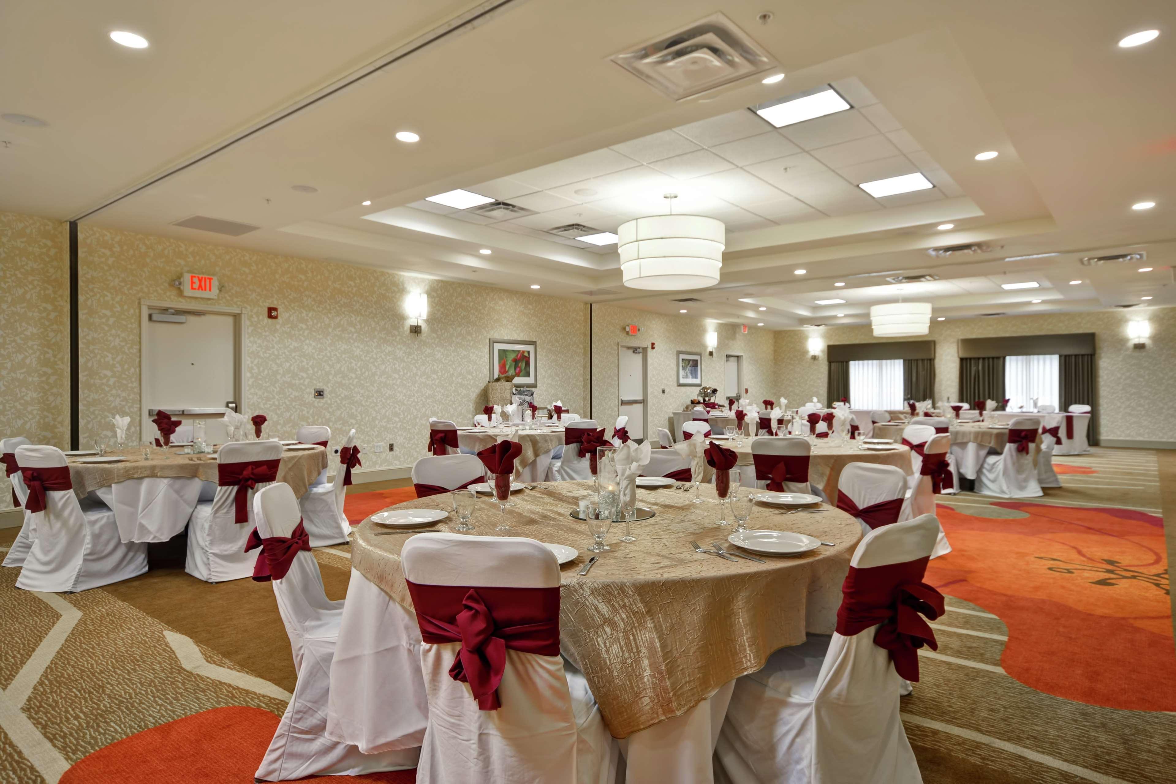 Hilton Garden Inn Fort Collins Eksteriør bilde