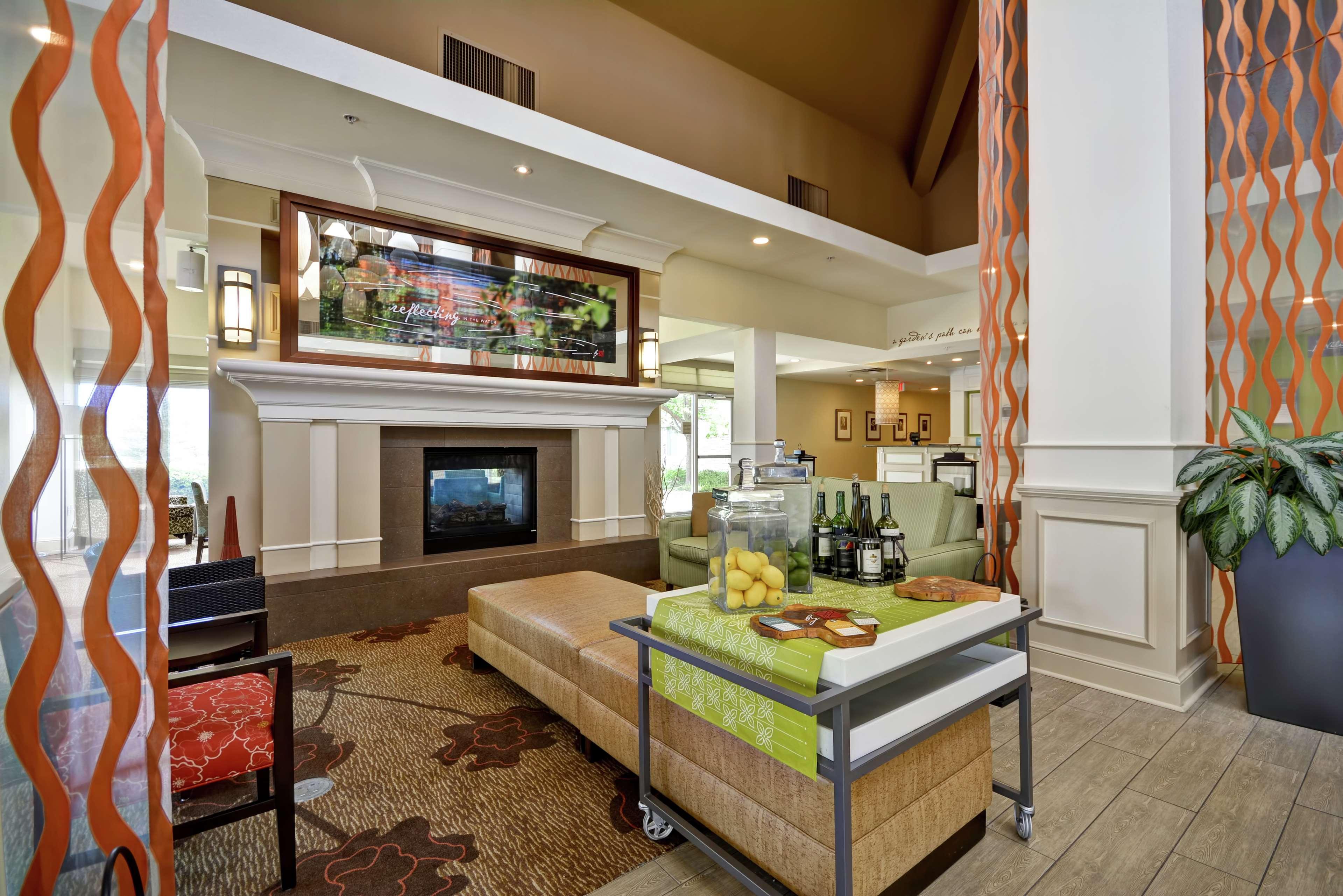 Hilton Garden Inn Fort Collins Eksteriør bilde