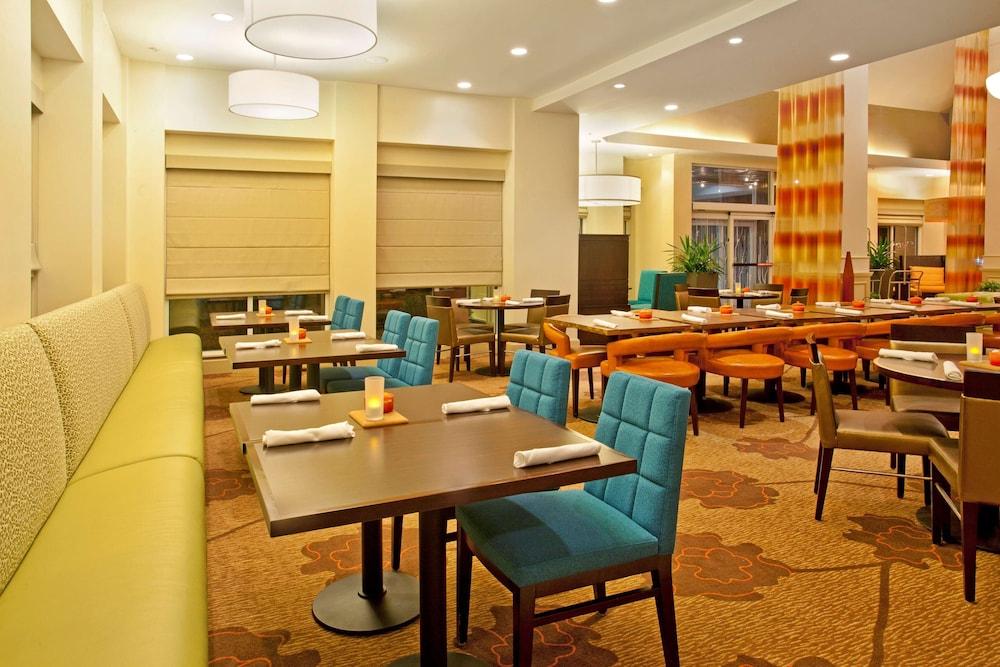 Hilton Garden Inn Fort Collins Eksteriør bilde