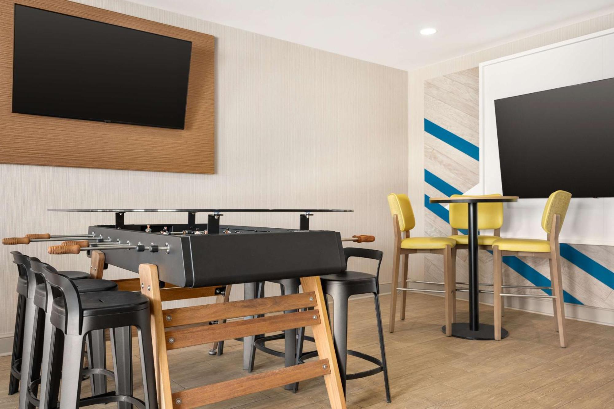 Hilton Garden Inn Fort Collins Eksteriør bilde