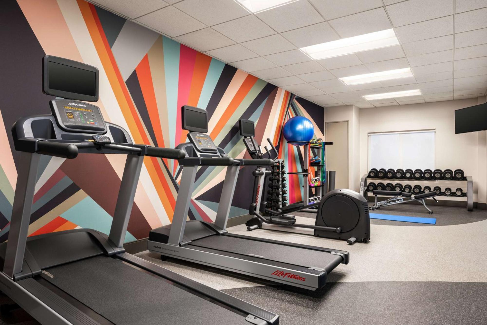 Hilton Garden Inn Fort Collins Eksteriør bilde